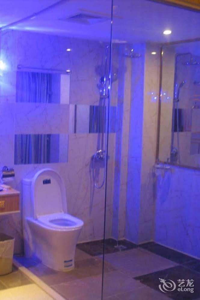 Kapok Hotel تشوهاى المظهر الخارجي الصورة